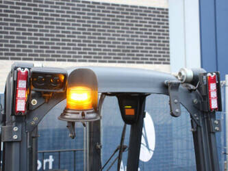 2017-linde-e16c-02-1425186-45583176