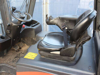 2014-linde-e18ph-02-1425191-45583292