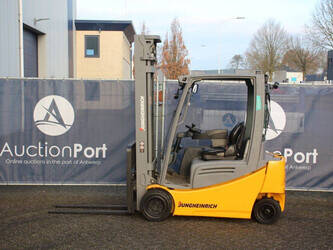 2019-jungheinrich-efg-320-1425194-45583370