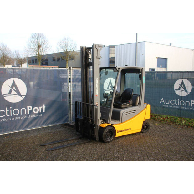 2019 جنجهينريتش EFG 320-45583376