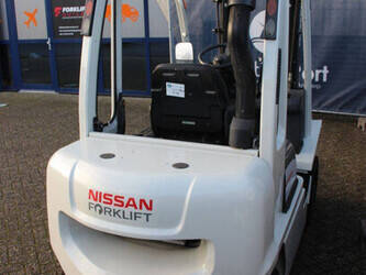 2014-nissan-y1d2a25q-1425202-45583609