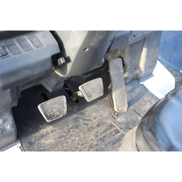 2014 NISSAN Y1D2A25Q-45583626