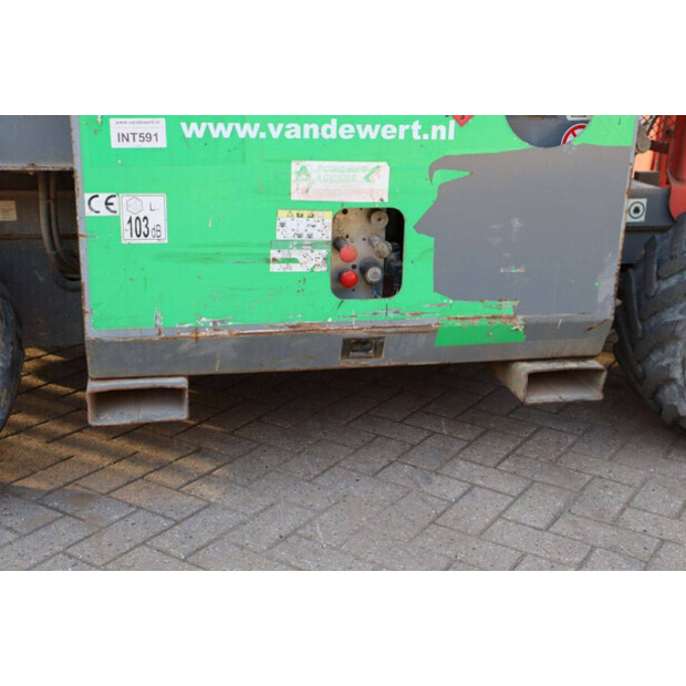 2014 SkyJack SJ6826RT-45583701