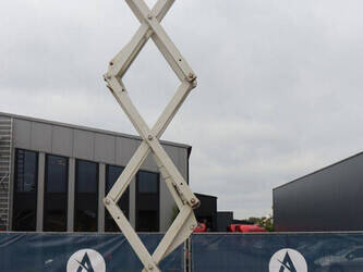 2013-genie-gs-2032-1425207-45583787