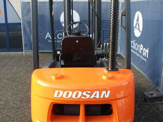 2011-doosan-d23s-3-1425209-45583828