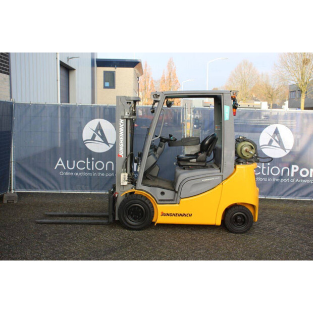 2019 Jungheinrich TFG320S-45583898