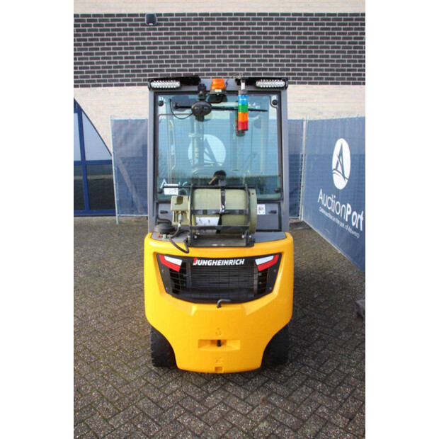 2019 Jungheinrich TFG320S-45583900