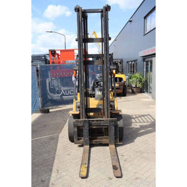 1997 Caterpillar DP30-45583938