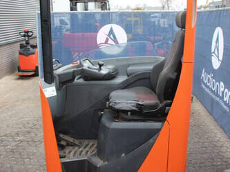 2017-toyota-rre180-1425214-45584019