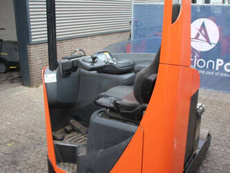 2017-toyota-rre180-1425214-45584020