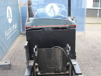 2017-toyota-rre180-1425214-45584022