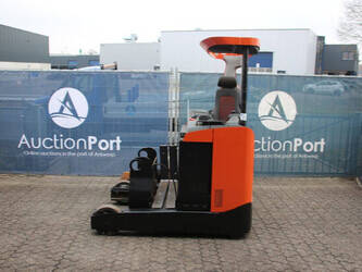 2017-toyota-rre180-1425216-45584077