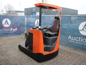 2017-toyota-rre180-1425216-45584078