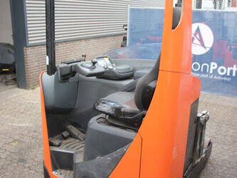 2017-toyota-rre180-1425216-45584080