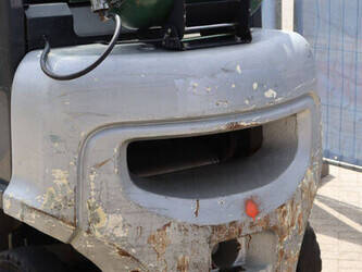 2005-nissan-ud02a25pq-1425217-45584108