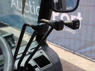 2005-nissan-ud02a25pq-1425217-45584118