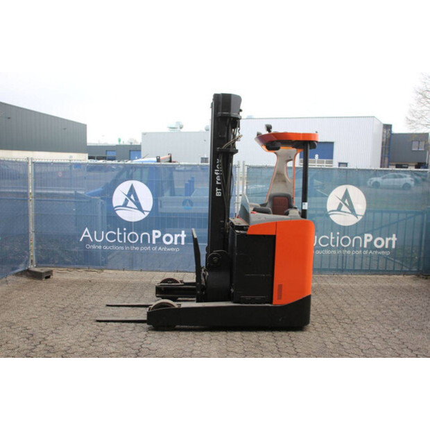 2010 BT RRE 200-45584131