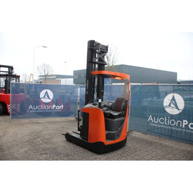 2010 بي تي RRE140-45584157