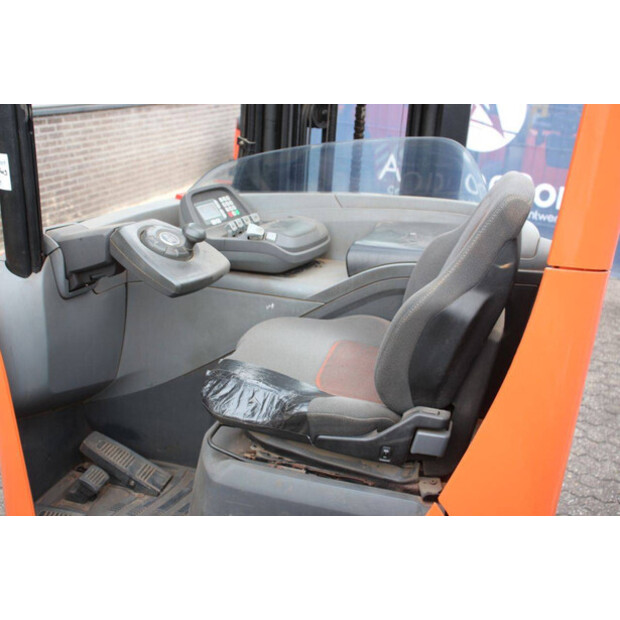 2010 بي تي RRE140-45584168