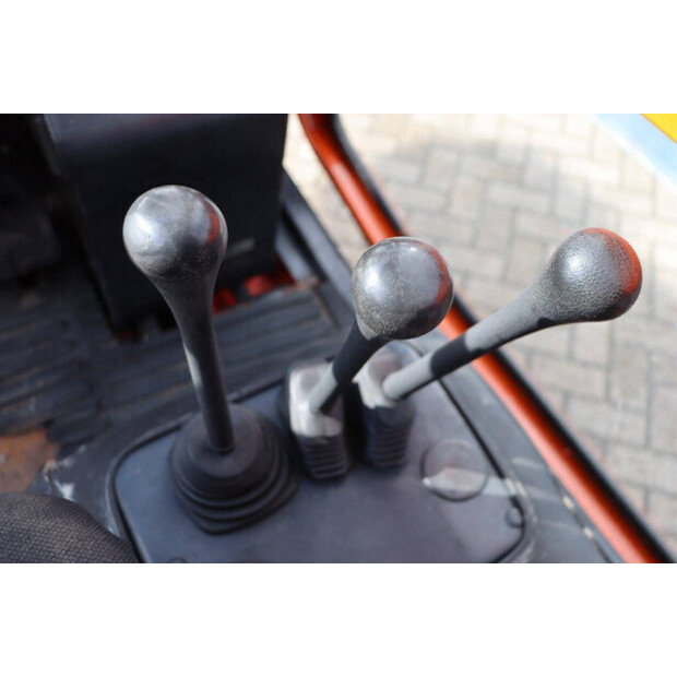 2002 Linde H30T-03-45584201