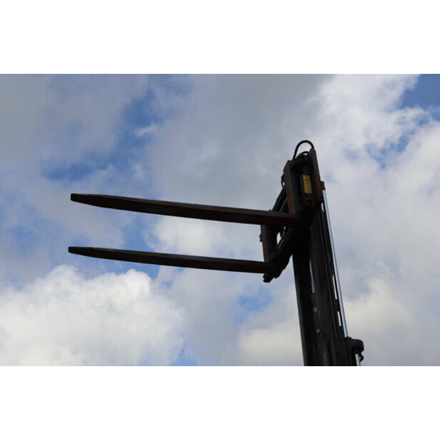 2002 Linde H30T-03-45584207