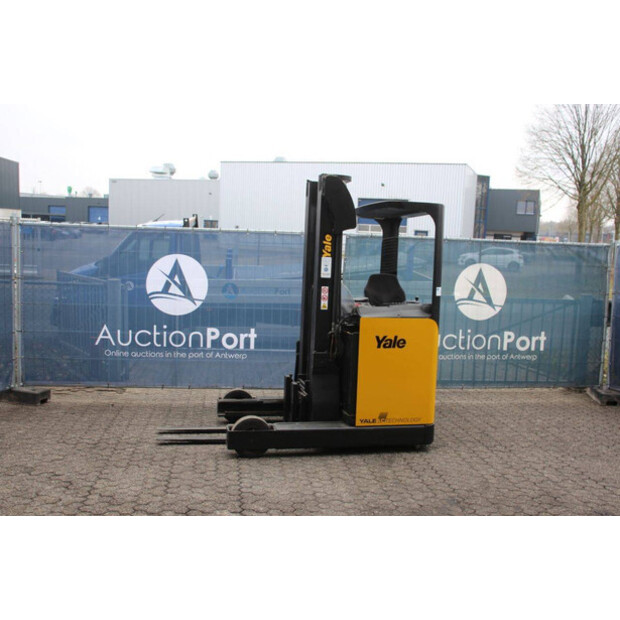 2007 يال MR16-45584208