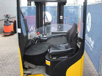 2007-yale-mr16-1425221-45584211