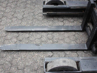 2007-yale-mr16-1425221-45584218