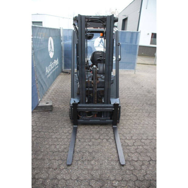 2017 Linde E16C-02-45584238