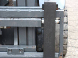 2017-linde-e16c-02-1425222-45584243