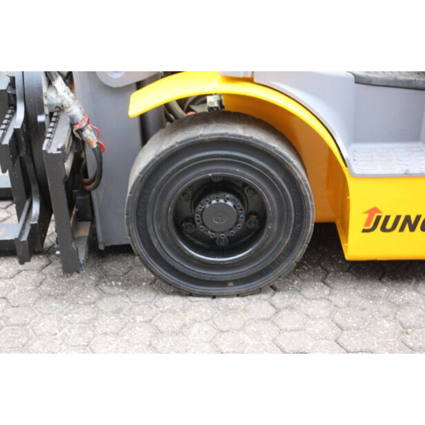 Jungheinrich TFG 425-45584305