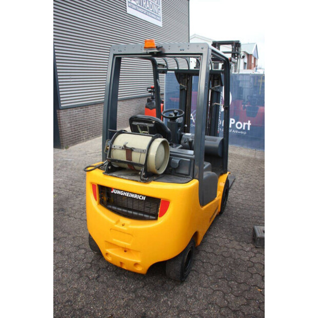 Jungheinrich TFG 320-45584326