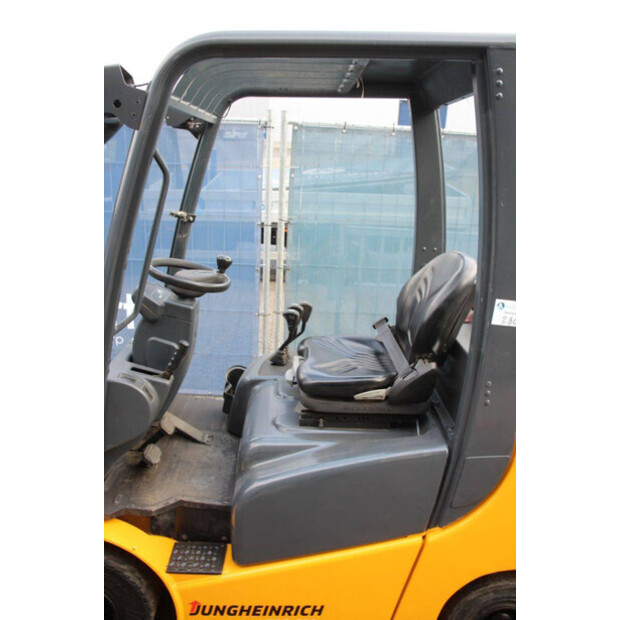 Jungheinrich TFG 320-45584338