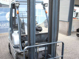 nissan-25-1425226-45584354