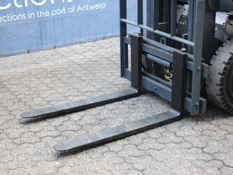 nissan-25-1425226-45584357