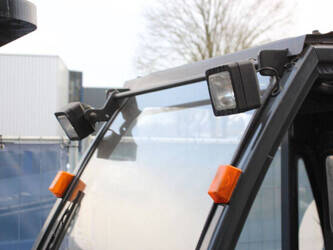 nissan-25-1425226-45584361