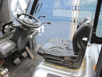 nissan-25-1425226-45584367