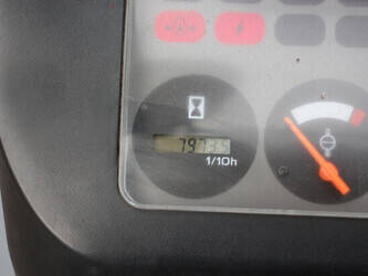 nissan-25-1425226-45584373