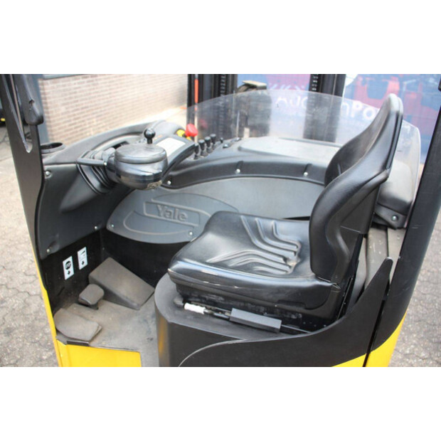 2008 Yale MR14-45584389