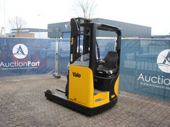 2009-yale-mr16-1425228-45584401