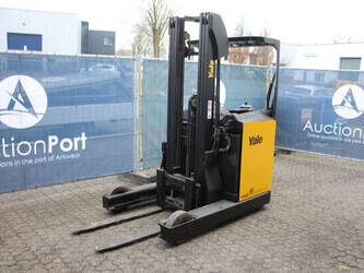 2009-yale-mr16-1425228-45584406