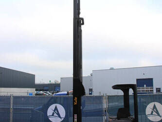 2009-yale-mr16-1425228-45584418