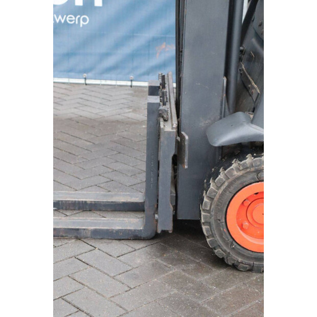 2015 ليندي E16P-02-45584473