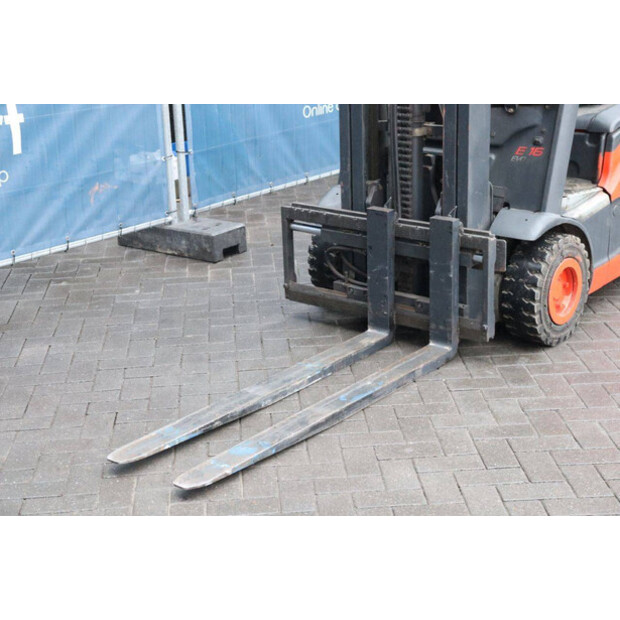 2015 ليندي E16P-02-45584474