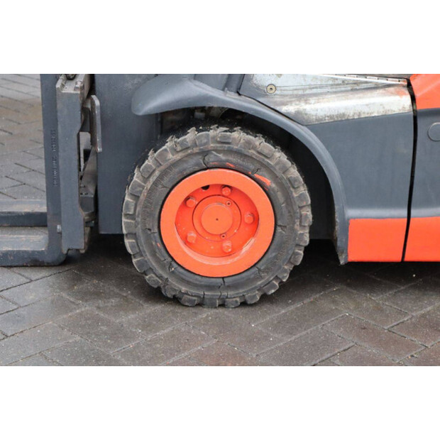 2015 ليندي E16P-02-45584477