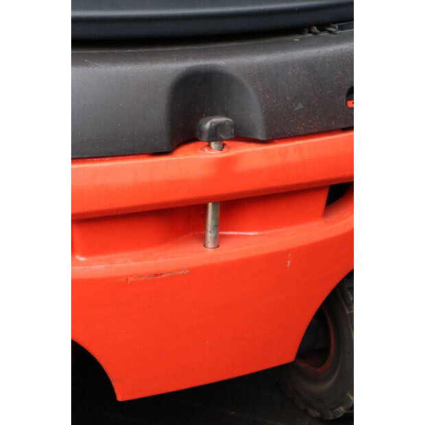 2015 ليندي E16P-02-45584481