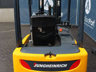 2004-jungheinrich-efg-320-1425231-45584510