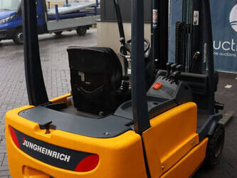 2004-jungheinrich-efg-320-1425231-45584511