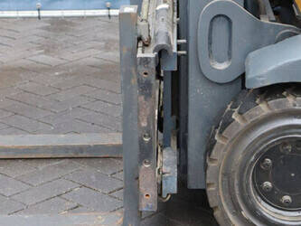 2004-jungheinrich-efg-320-1425231-45584515