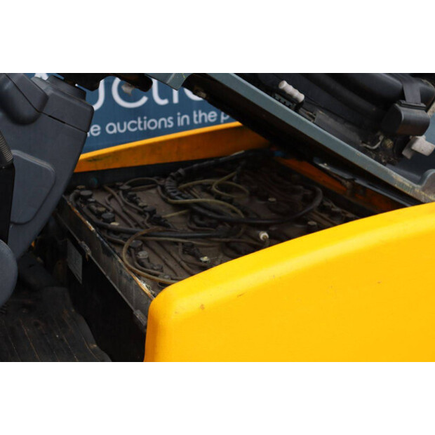 2004 جنجهينريتش EFG 320-45584541